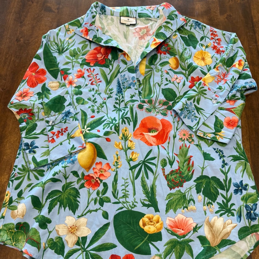 Women’s Tuckernuck Blooming Botanicals Willow Blouse Medium